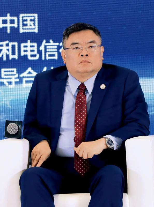  退休老人误信承诺，卷入律所合伙人风波；家族企业隐现危机。 新闻 退休老人误信承诺，卷入律所合伙人风波；家族企业隐现危机。 新闻
