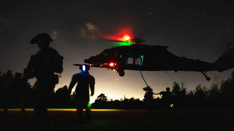  技术解码：F-15E飞行员48小时生还背后的美军装备体系 新闻 技术解码：F-15E飞行员48小时生还背后的美军装备体系 新闻